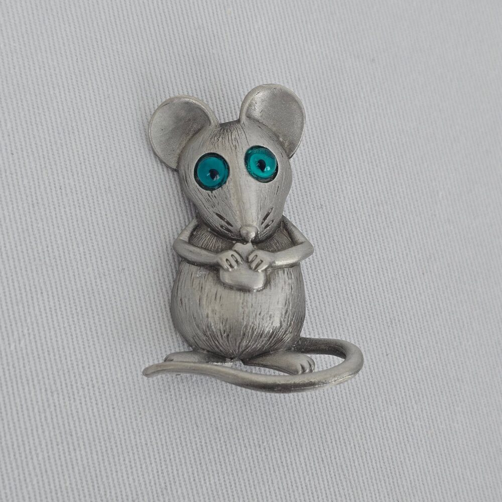 Vintage JJ Silvertone Matte Blind Mouse Brooch